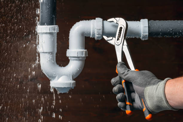 Professional Leak Detection technician working in New Matamoras, OH